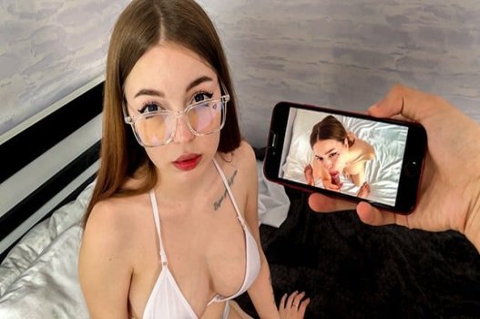 Phát hiện em kế nói dối và bị trừng phạt đặc biệt